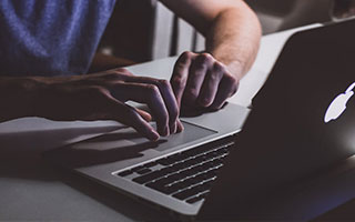 中甲保级大战：辽宁沈阳城市与新疆天山雪豹1-1战平，悬念依旧