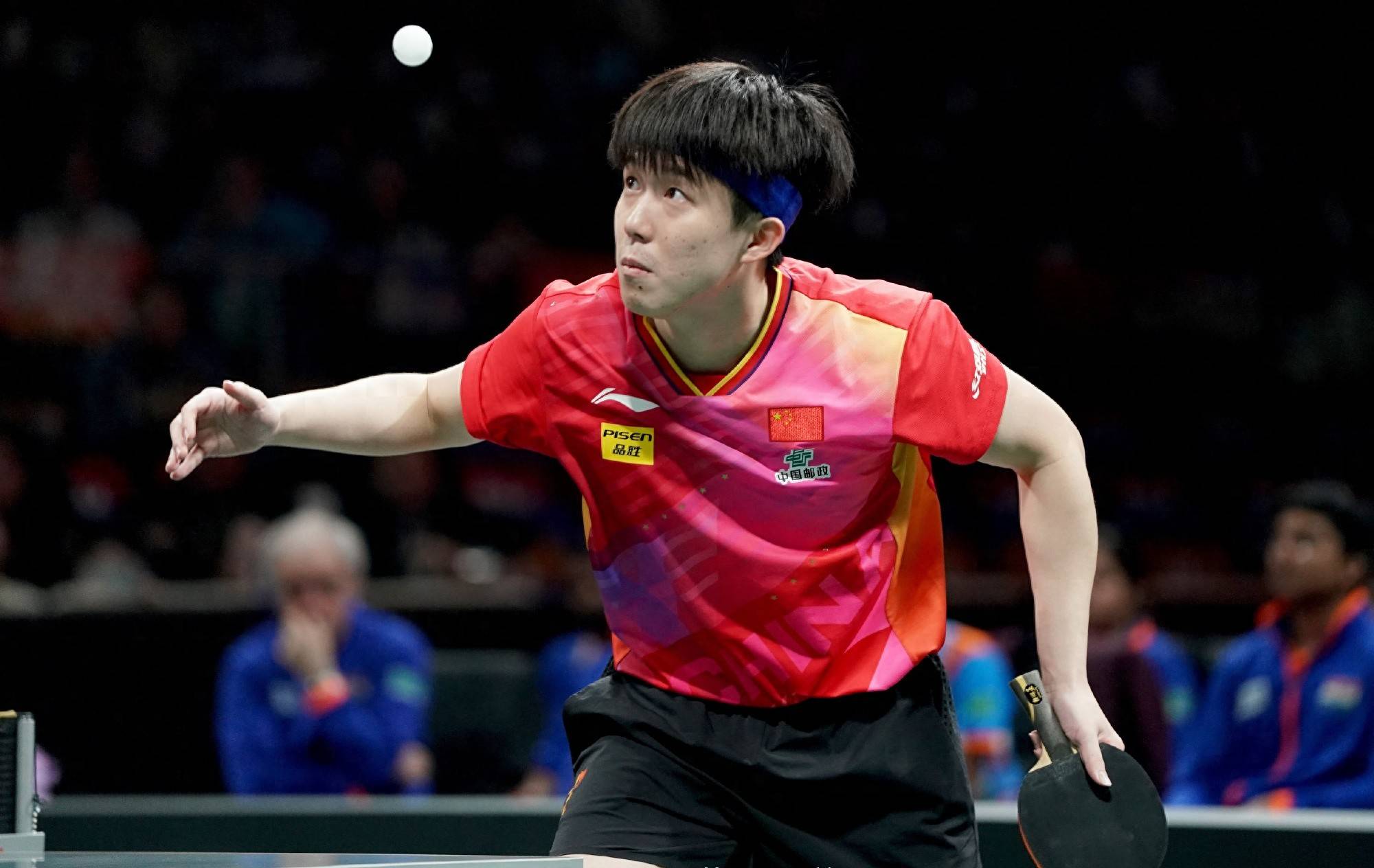 包含大满贯：哪位球员最有可能同时拿到“得分、助攻、篮板、盖帽”四项全能荣誉？的词条