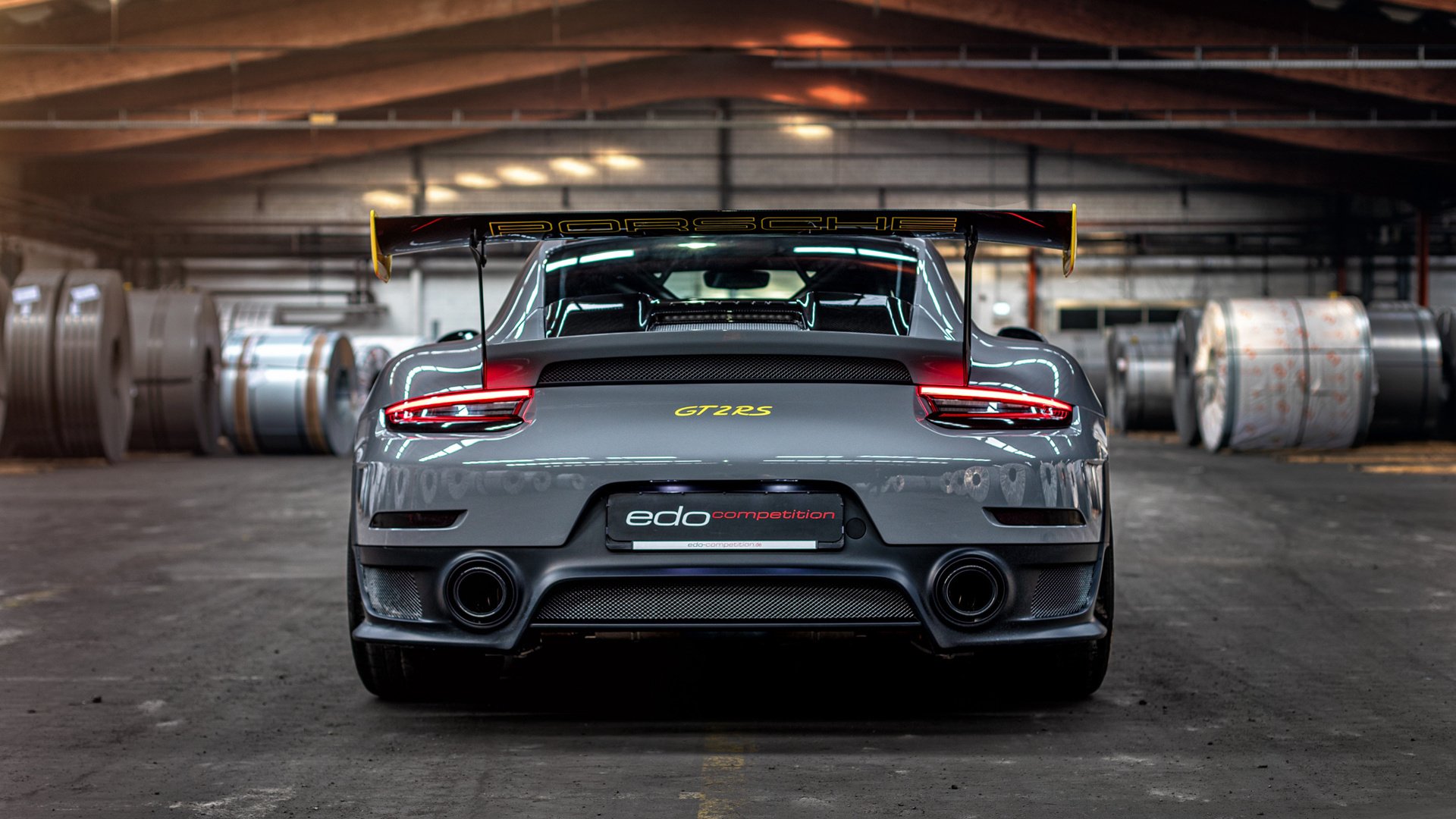 影响深远的比赛瞬间：运动员所创造的历史纪录，记录运动员的成绩