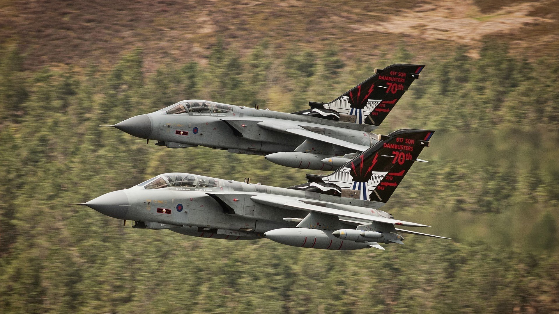 双雄争霸!欧洲强队之间的对决备受期待,争霸欧洲杯