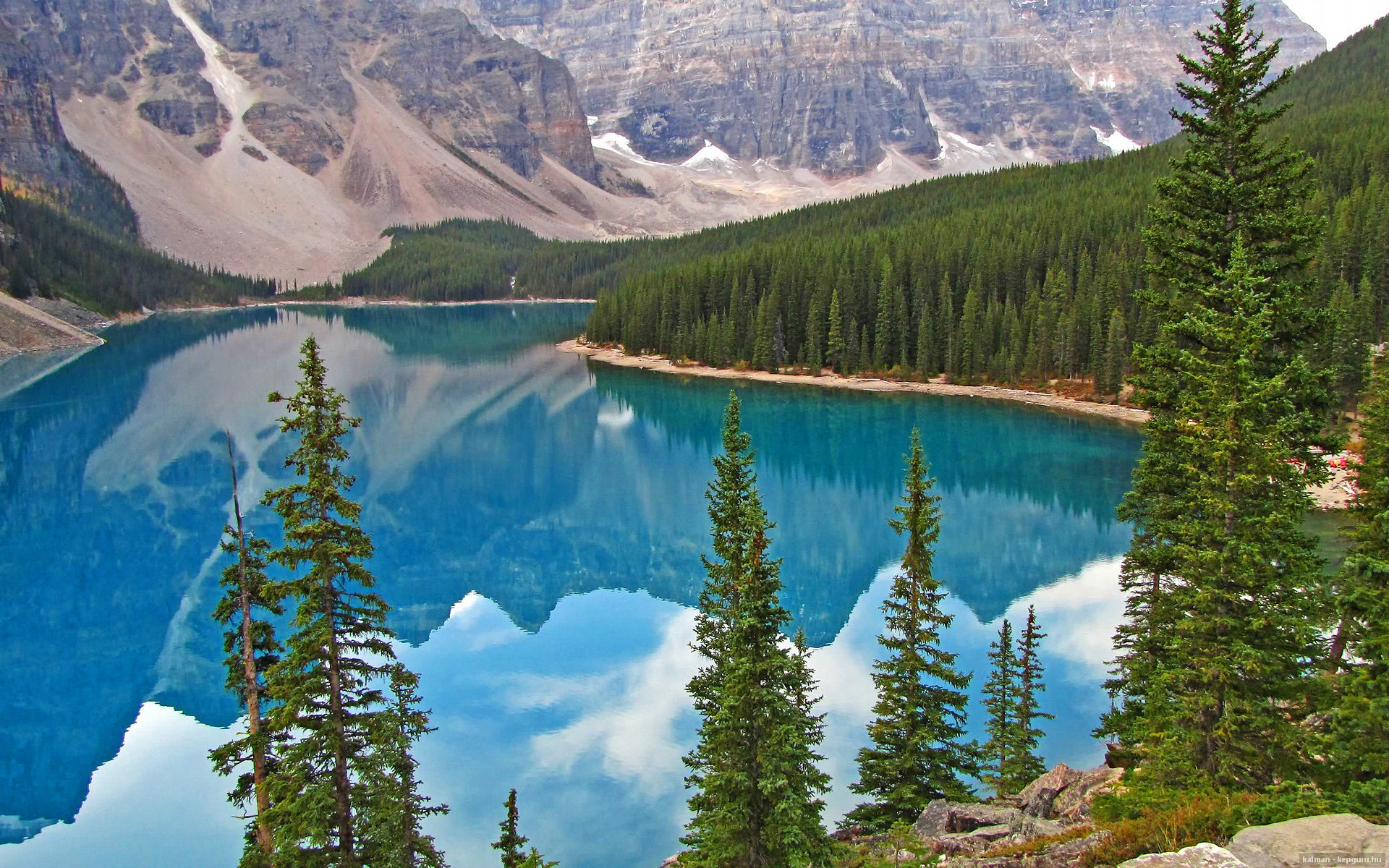 德甲球员视觉追踪训练提升战术执行速度研究，视觉足球