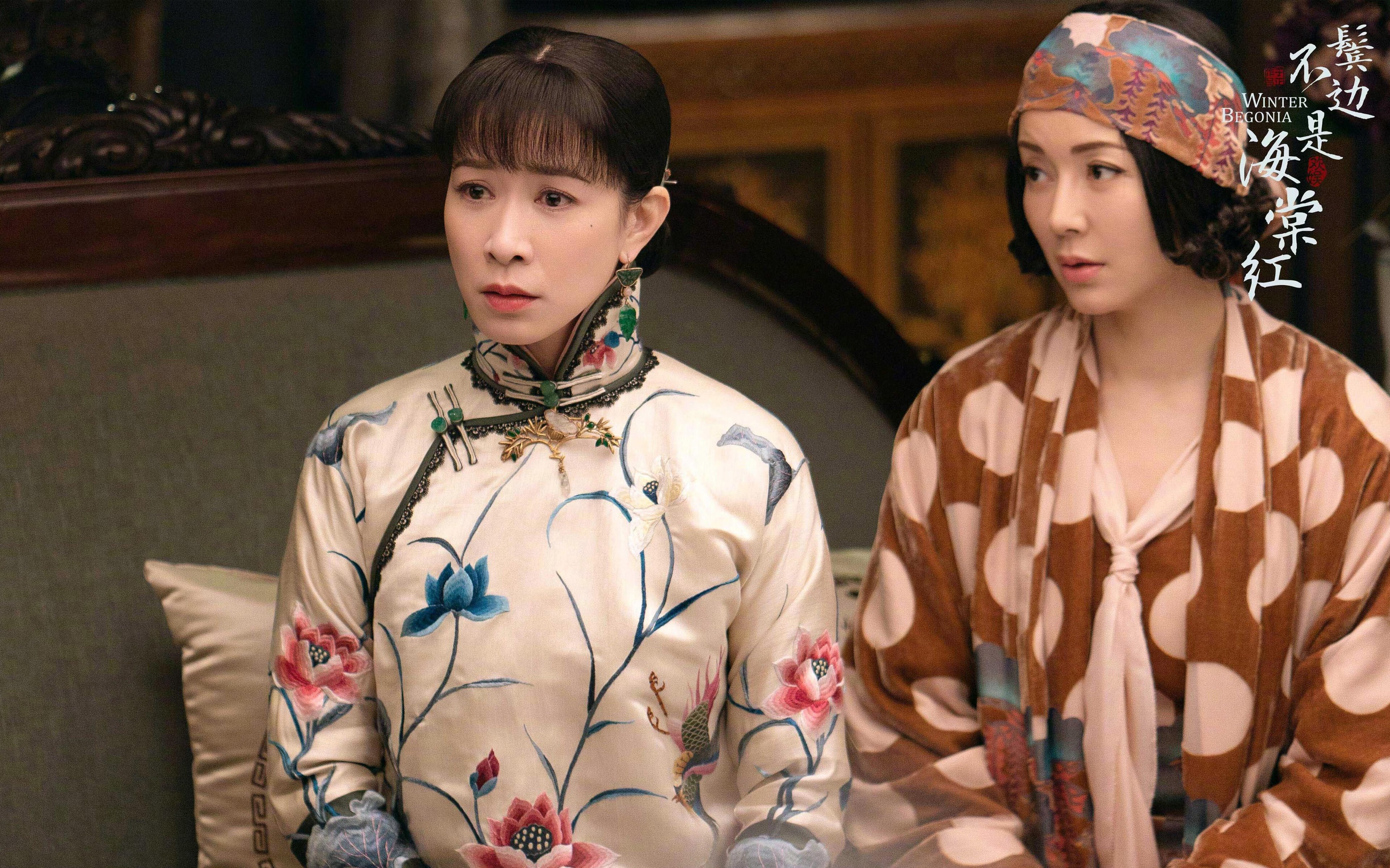 “高新区全民健身馆短柄墙球赛:速度与战术相互交织,比赛充满智慧的碰撞”