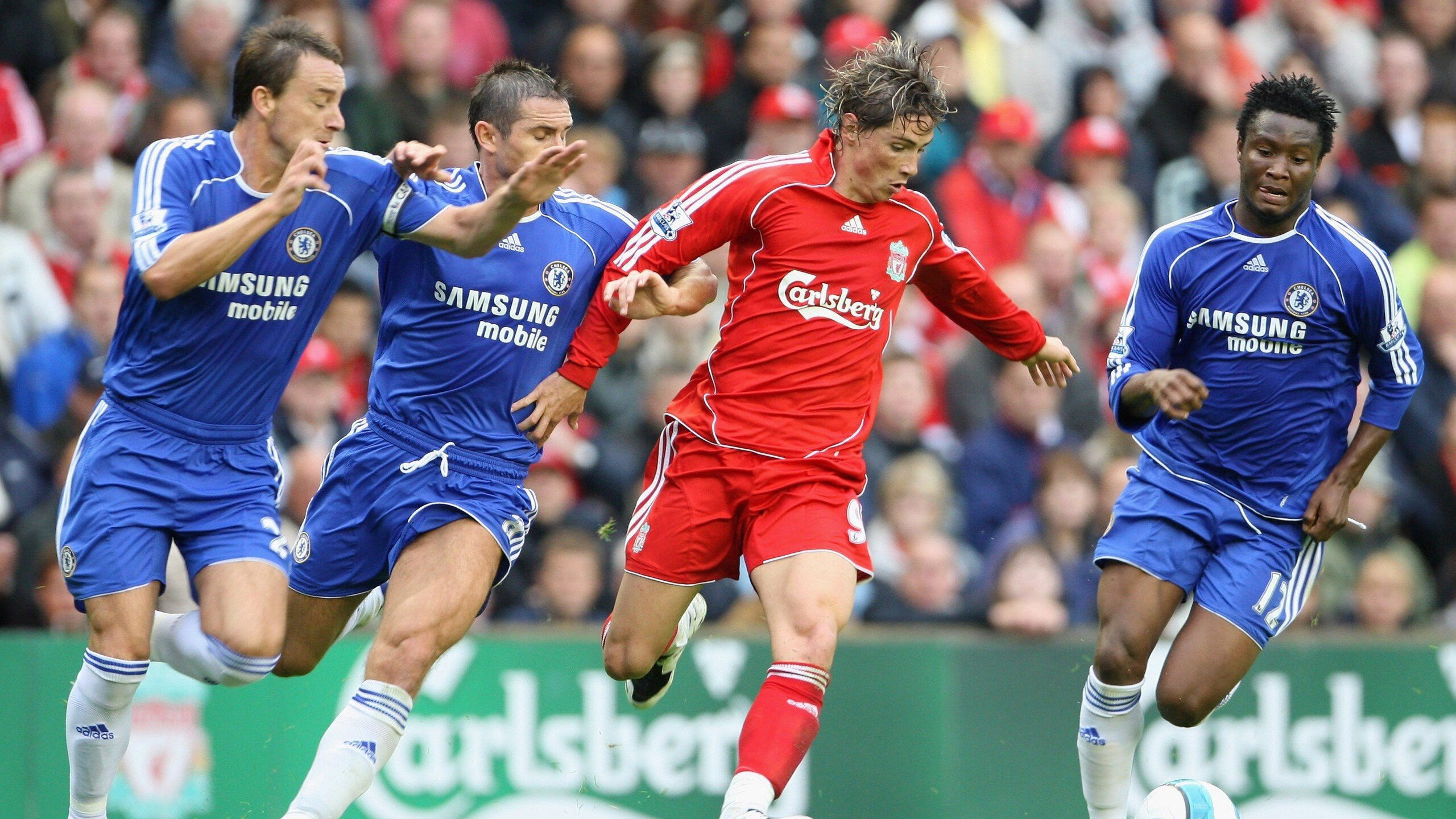 东亚杯中国青年队战胜 球迷鼓励新人崛起，中国足球东亚杯