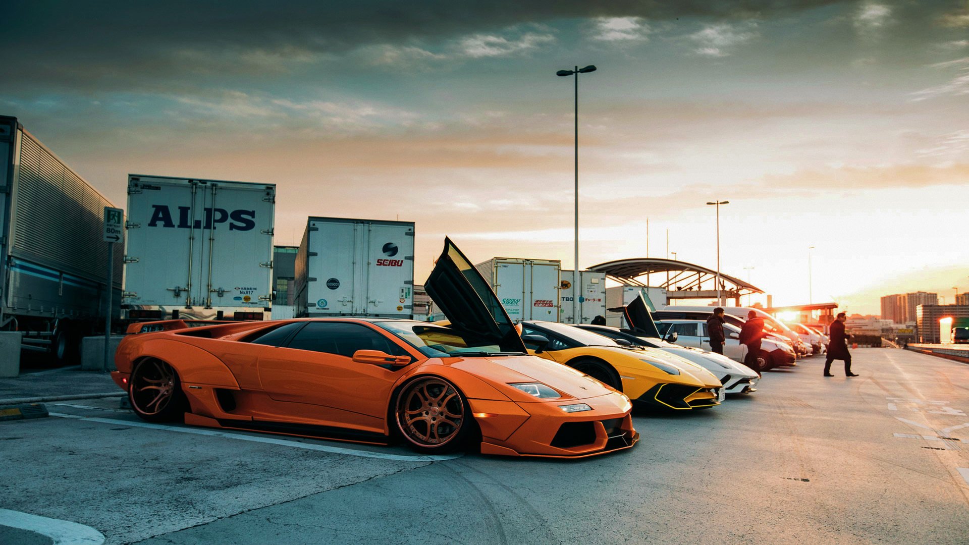 掘金教练团队分析对手数据制定针对策略,掘金队核心