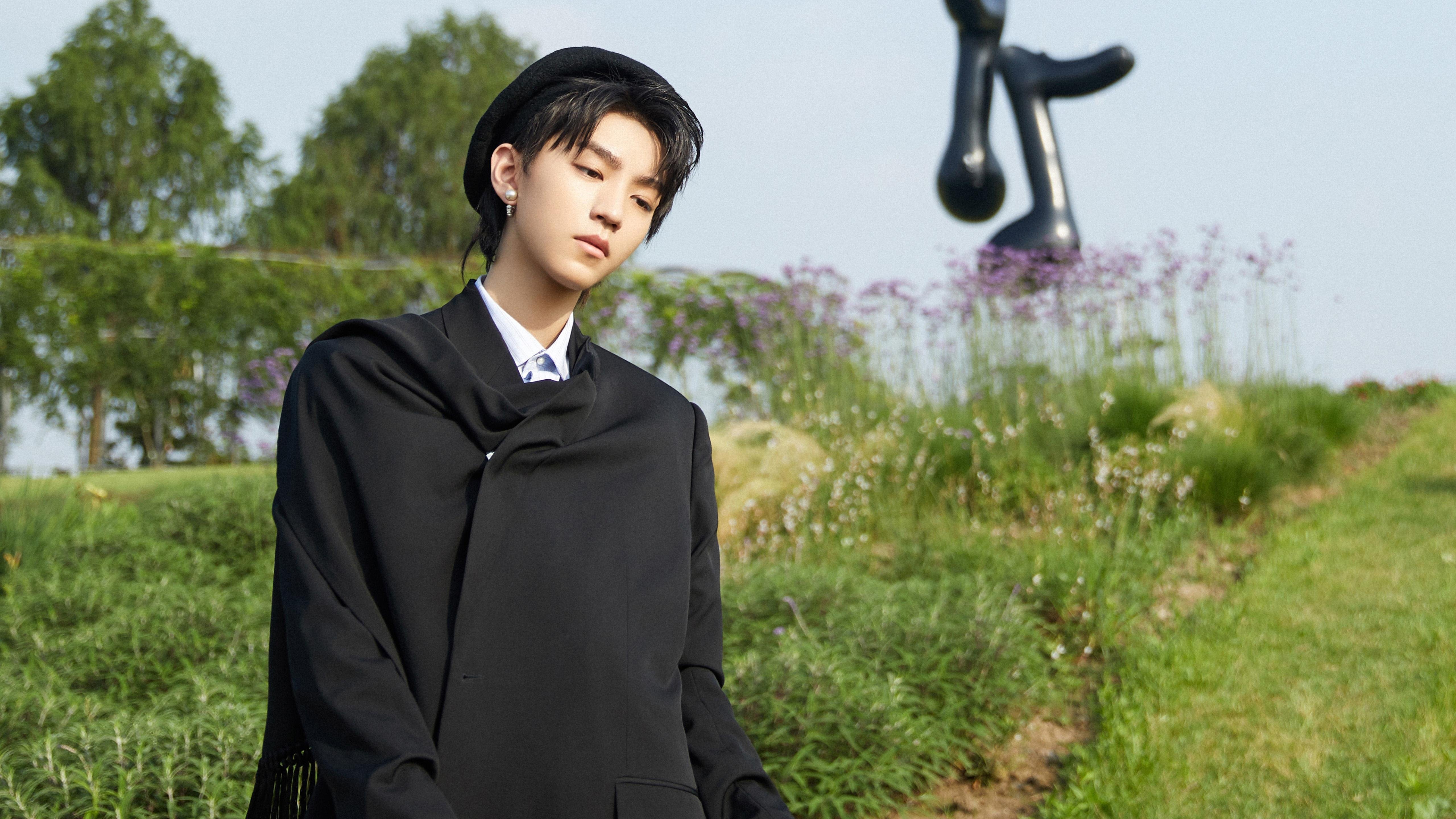 退役球星分享生涯故事成为青少年励志榜样引发广泛讨论，球星退役感人视频背景音乐