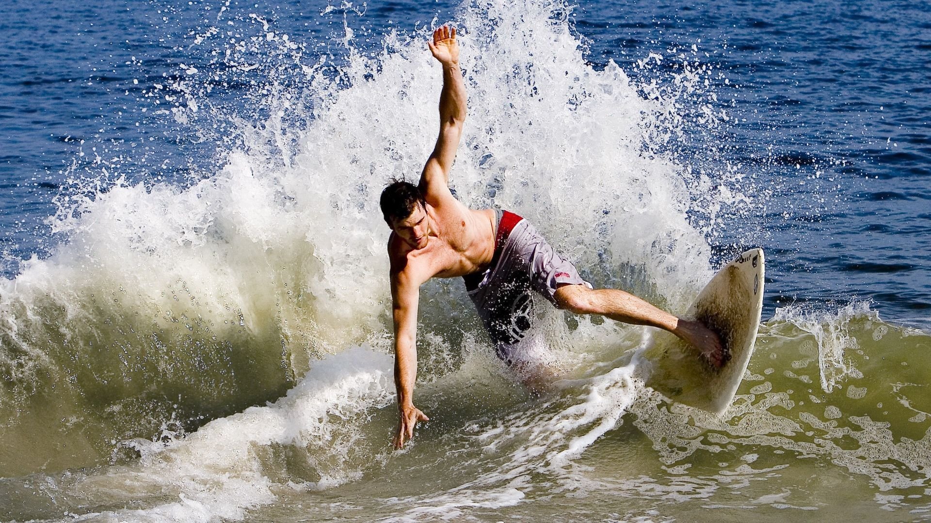 日本媒体赞赏杭州亚运会开幕式的科技与环保理念。，2021年日本亚运会